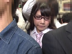 OYC-088 痴漢発情娘 満員電車で1日に何度も何度も痴漢されても何もできない何も言えない気弱な女子校生は、ただただ時間が過ぎるのをじっと待っていたら、あんなに嫌だった痴漢だったのにアソコが濡れる程に感じてしまい…